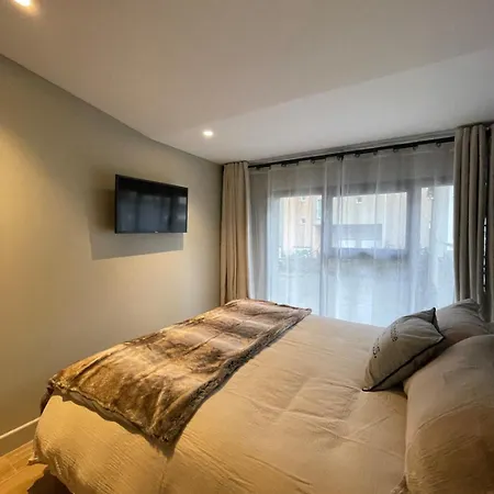 Grand Cosy 10-12 Pers Ax Thermes Centre Terrasse Parking *