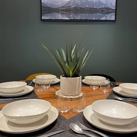 Апартаменты Grand Cosy 10-12 Pers Ax Thermes Centre Terrasse Parking